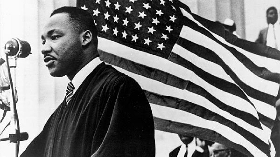 Martin Luther King Jr. | About, Timeline, Less known facts, Quotes, Top searches, Family, Photo , Biography, Education, Social Network, Commercial 